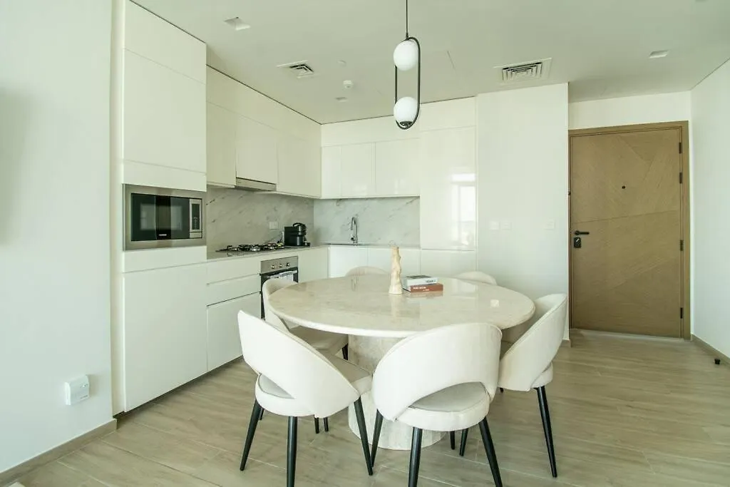 Waves - Luxurious 11Th Floor Retreat In Palace Residences Dubai