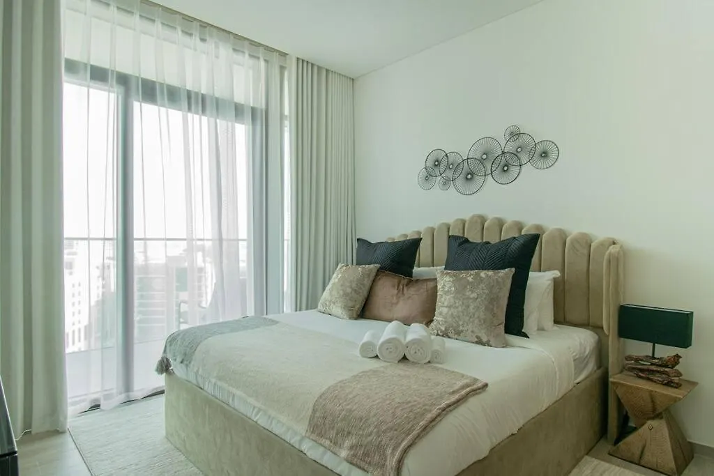Waves - Luxurious 11Th Floor Retreat In Palace Residences Dubai United Arab Emirates