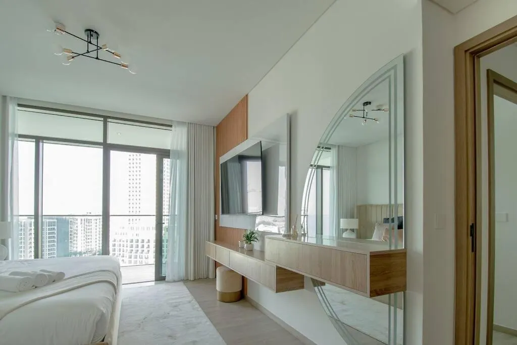 Apartment Waves - Luxurious 11Th Floor Retreat In Palace Residences Dubai